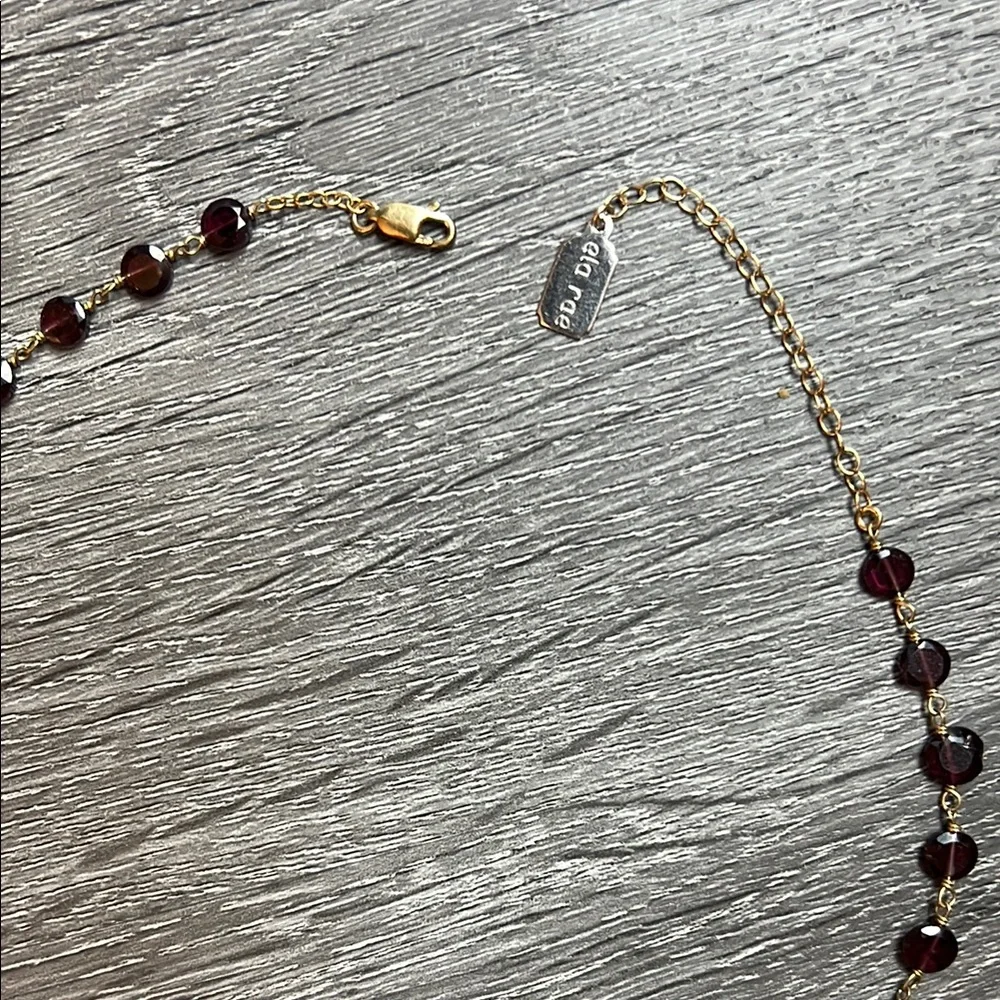 Ela Rae Libi coin stone necklace with center stone - Picture 6 of 9